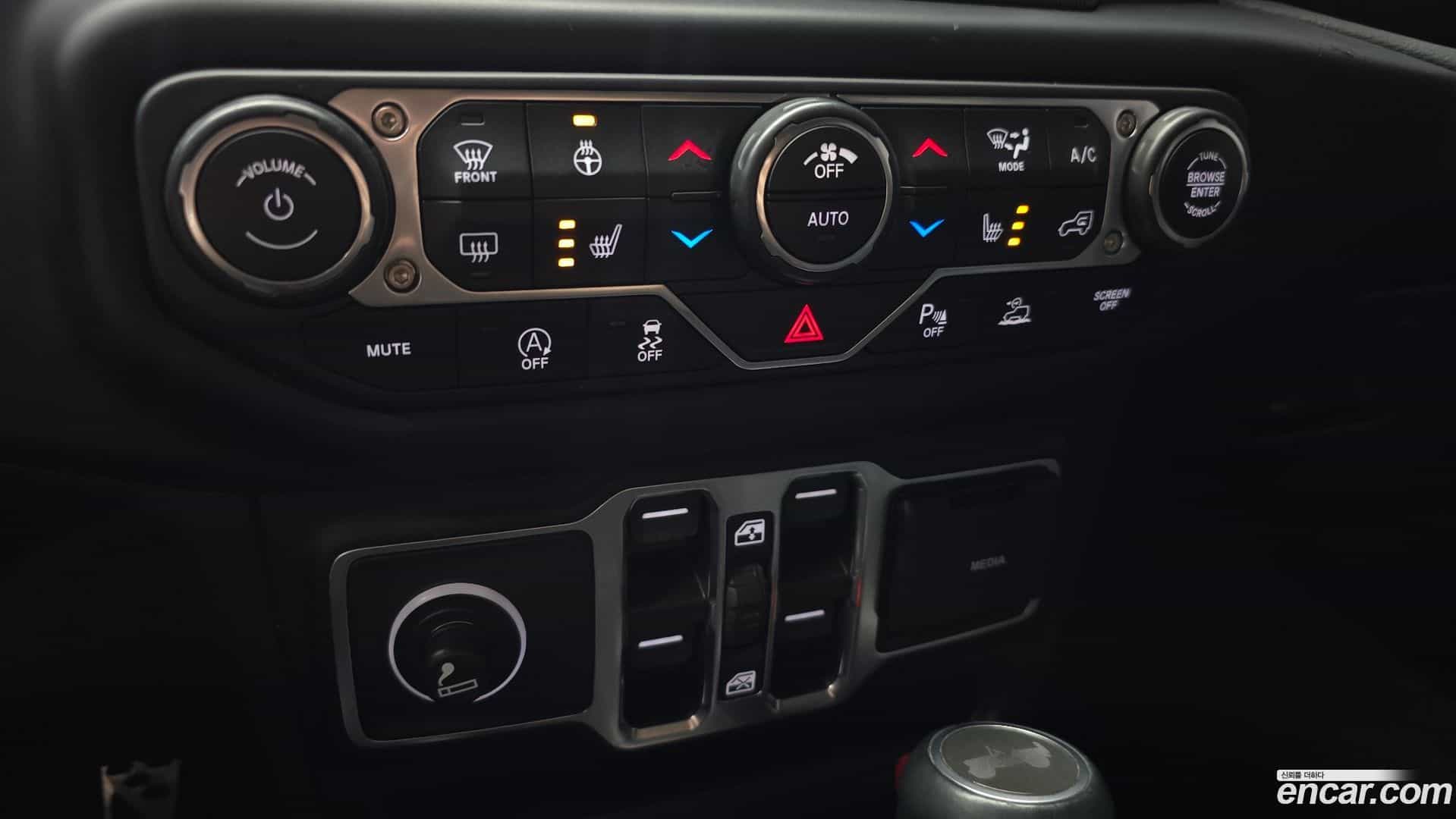 Wrangler Jeep 2021.2-OPTION-021
