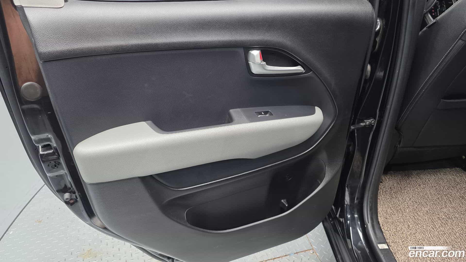 RAY Kia 2021.11-INNER-035