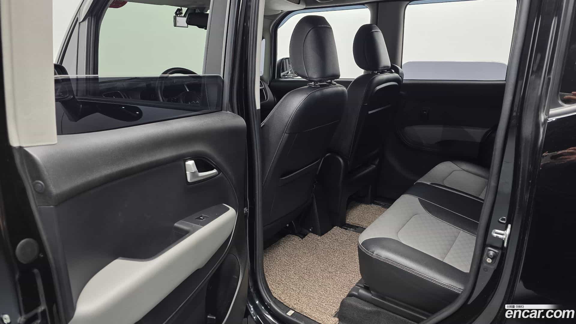 RAY Kia 2021.11-INNER-036