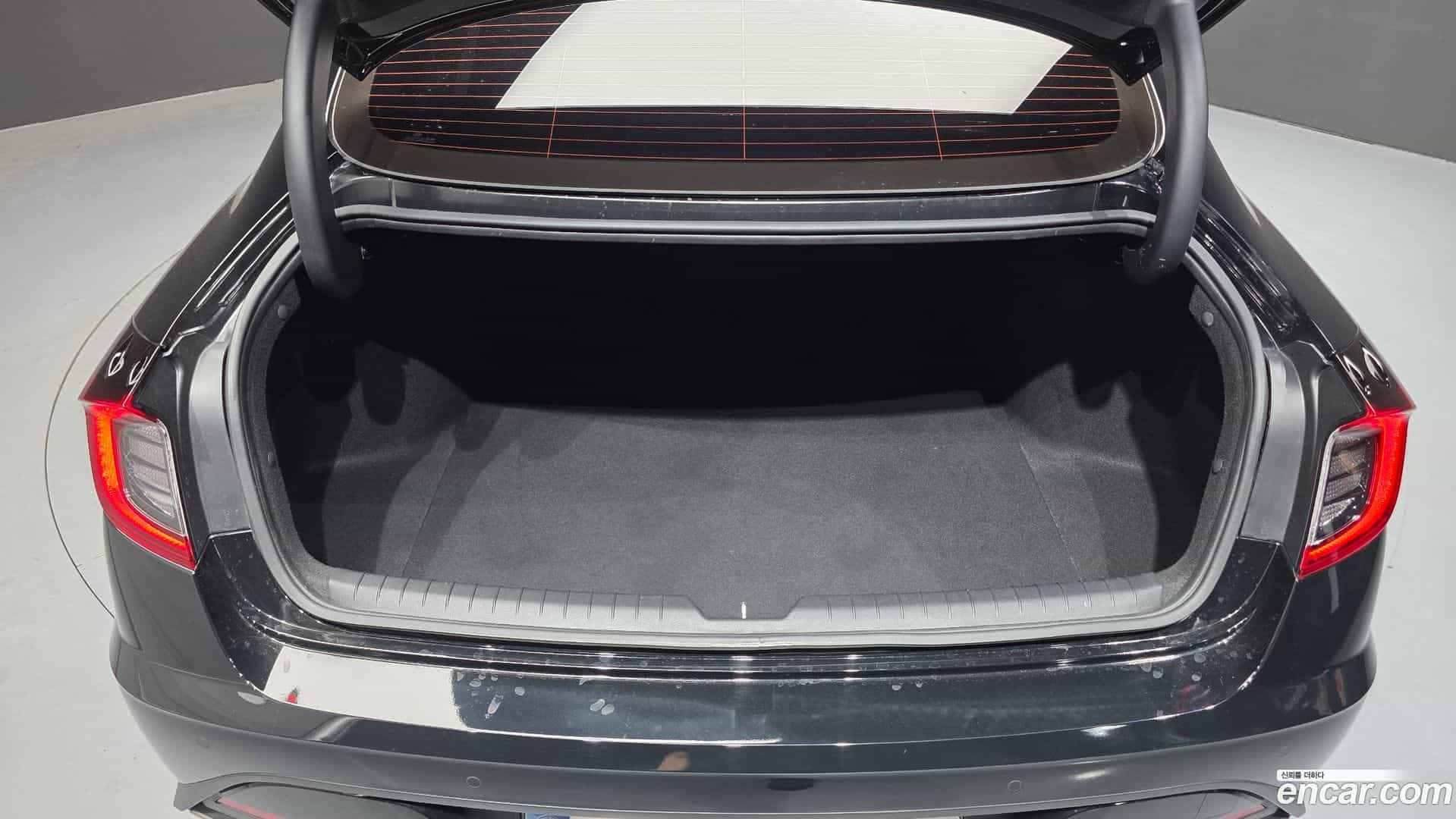 Sonata Hyundai 2023.1-OPTION-024