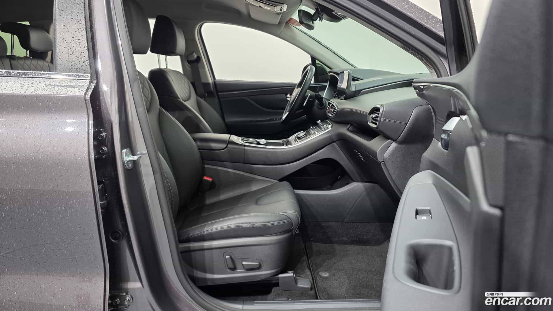Santafe Hyundai 2022.8-INNER-036
