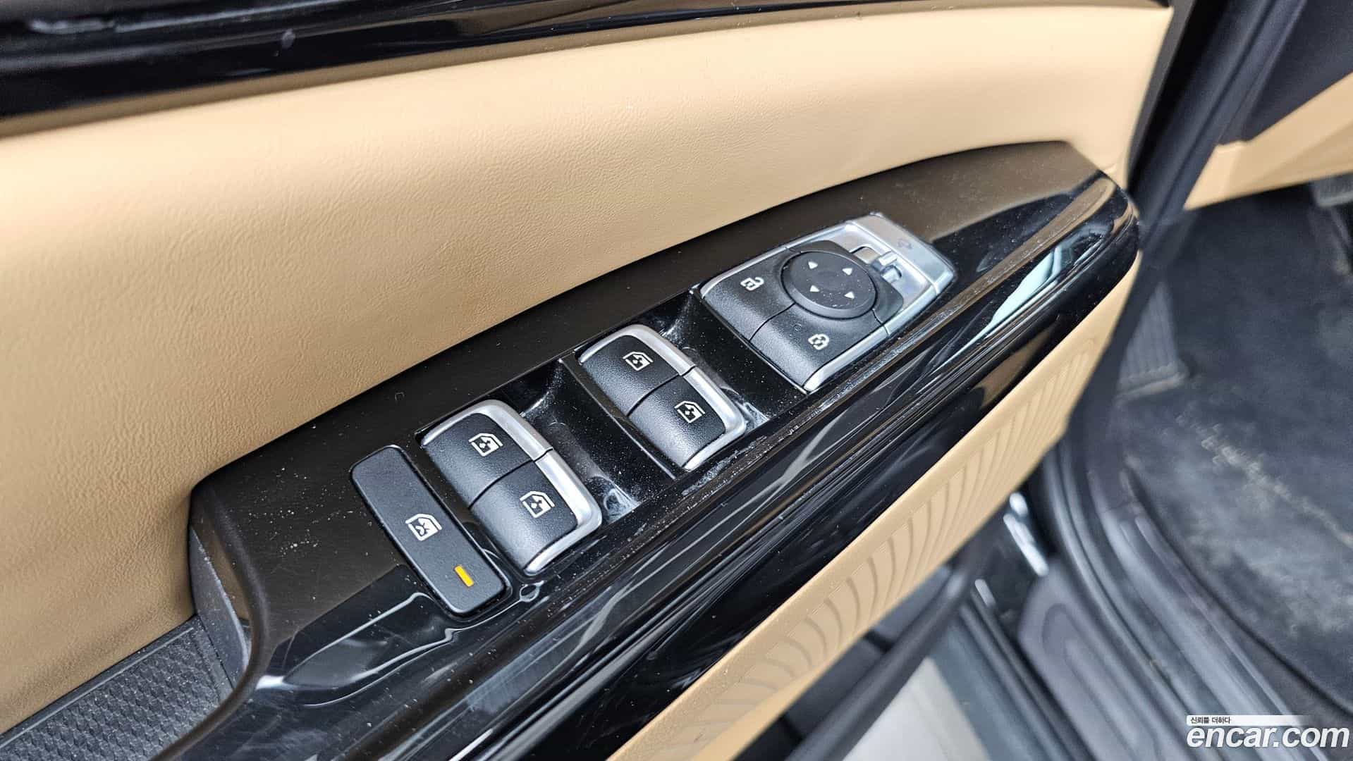 Canival Kia 2022.4-OPTION-041