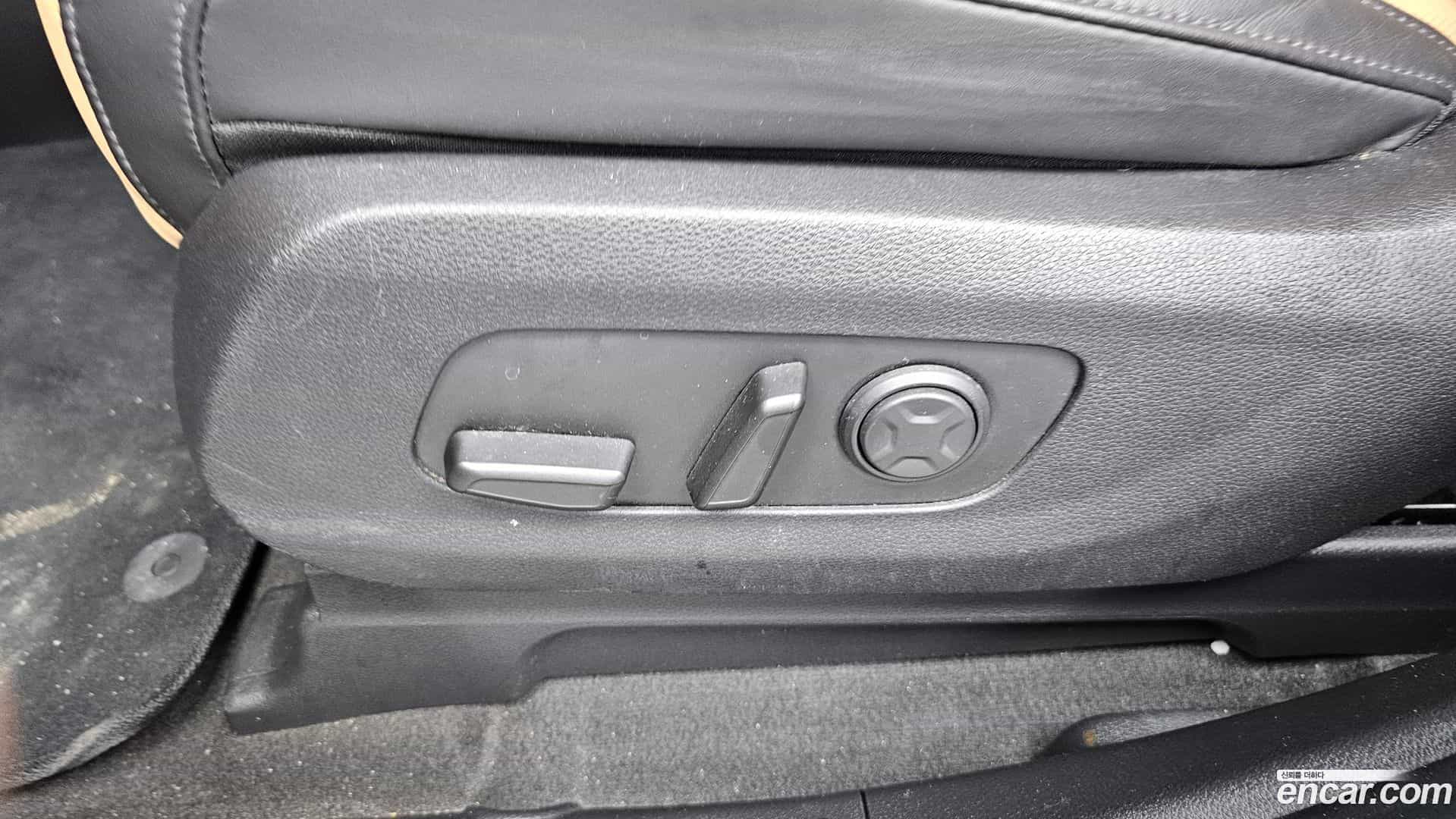 Canival Kia 2022.4-OPTION-045