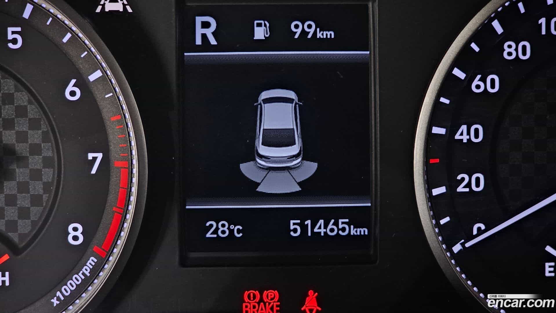 AVANTE Hyundai 2018.10-OPTION-023