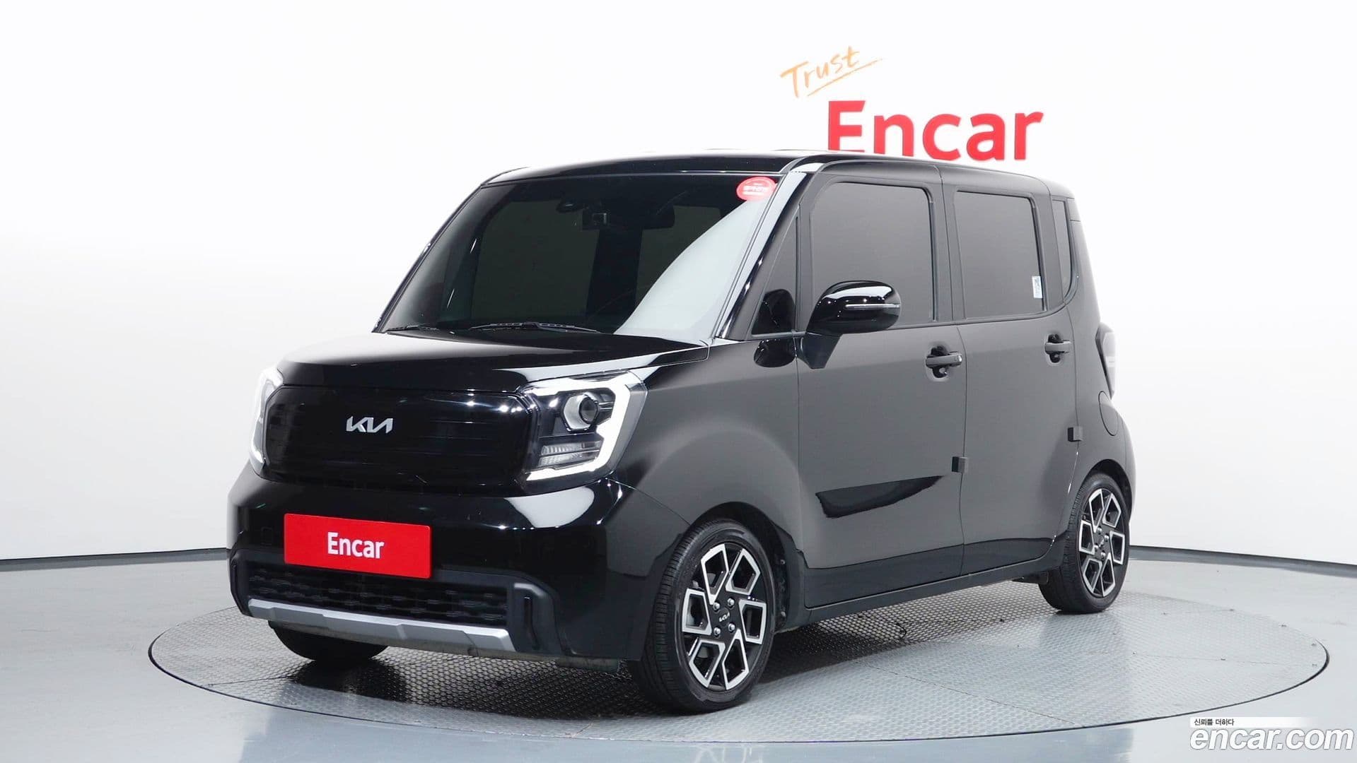 Main__Slider__Photo:RAY Kia 2023.2-0