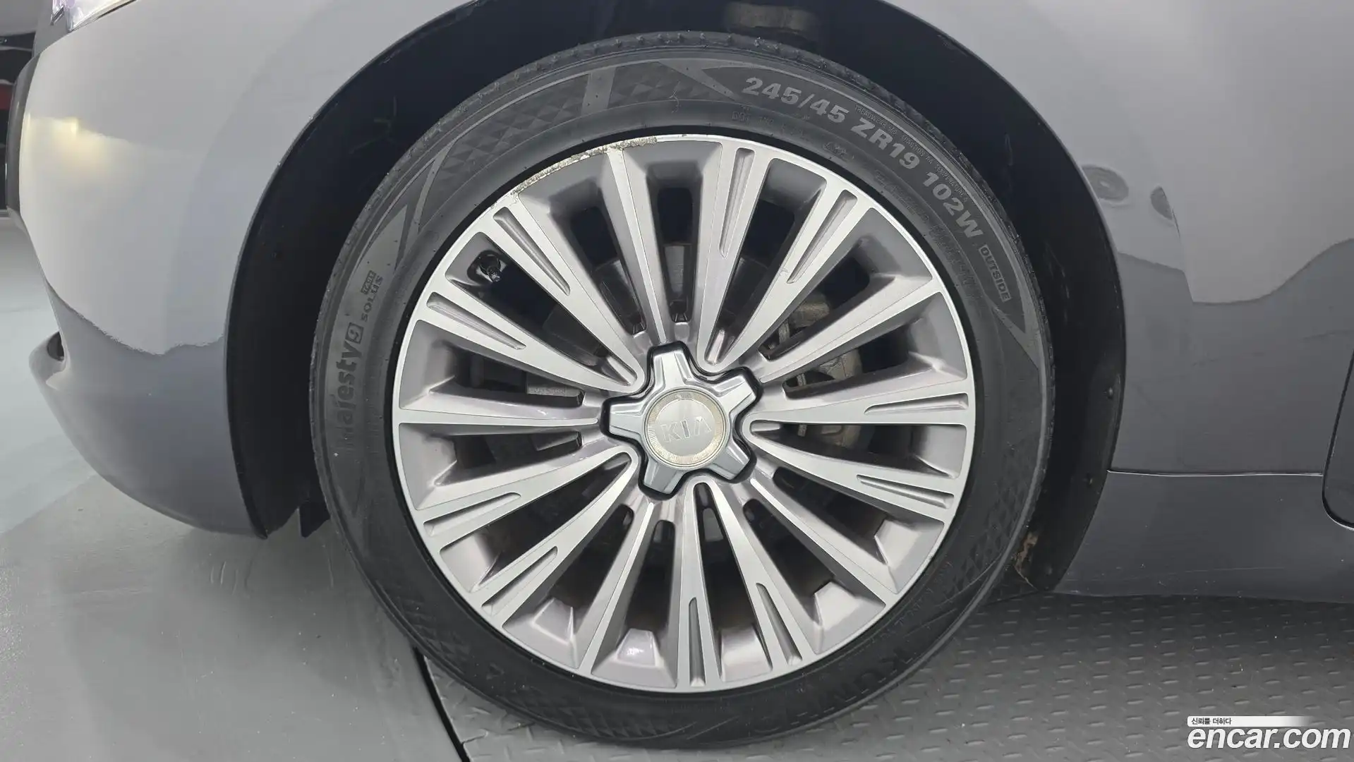 K9 Kia 2017.0-OUTER-005
