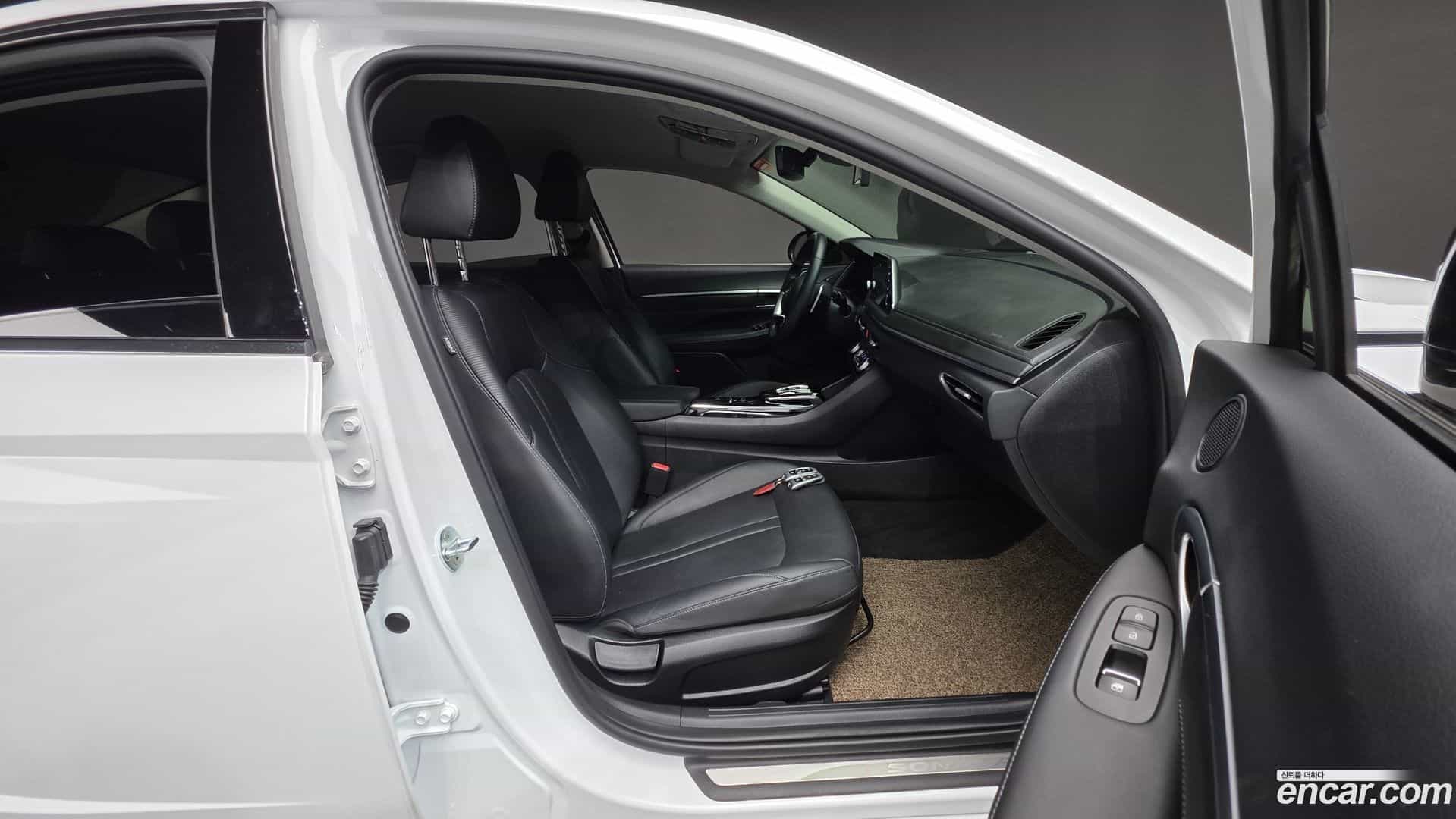 Sonata Hyundai 2022.3-INNER-010
