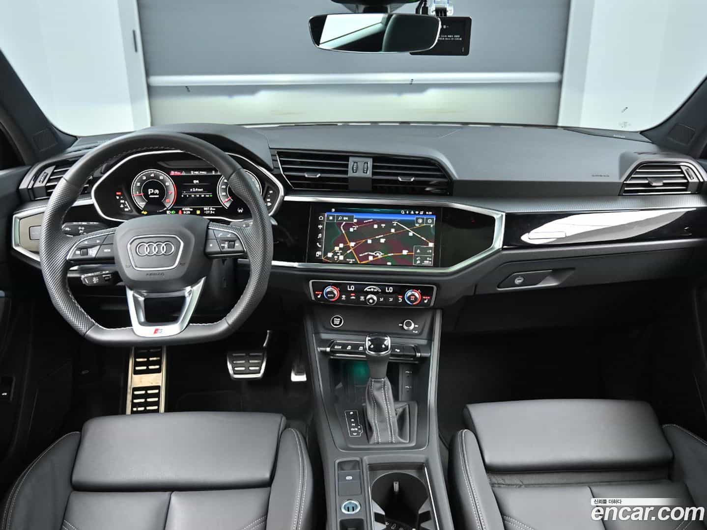 Q3 Audi 2025.7-INNER-007