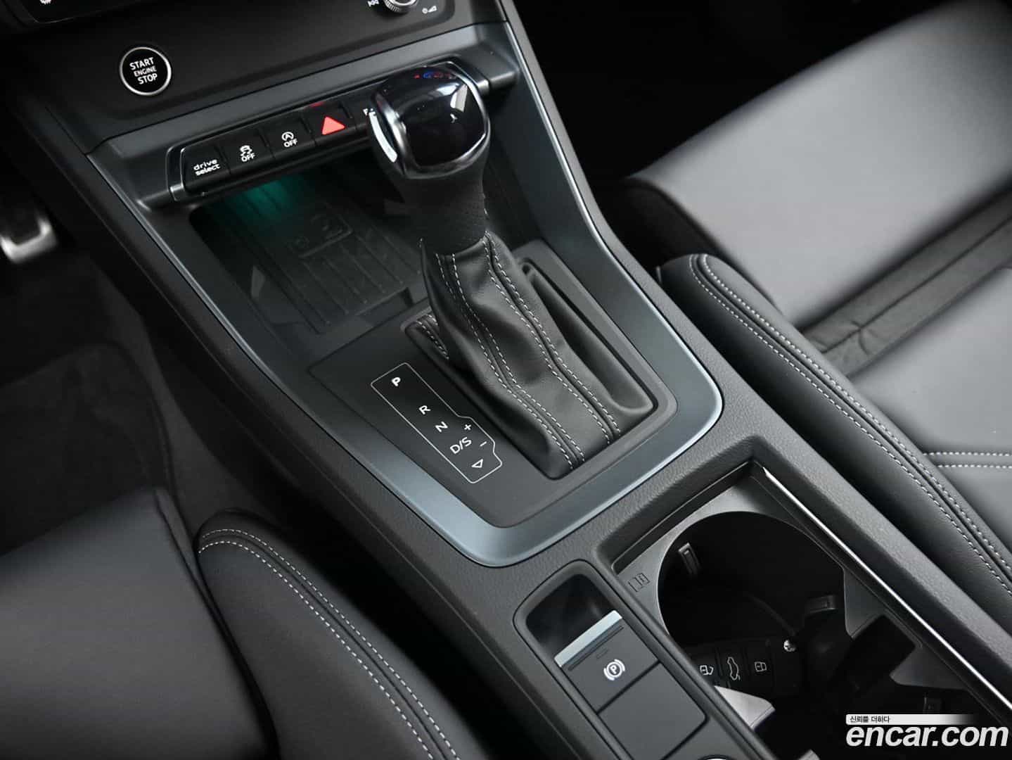 Q3 Audi 2025.7-INNER-009