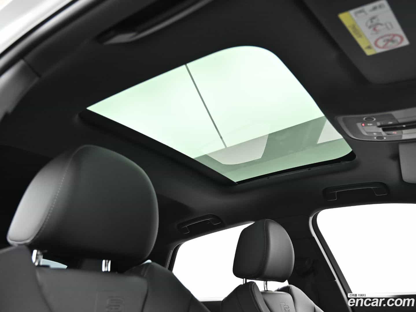 Q3 Audi 2025.7-OPTION-023