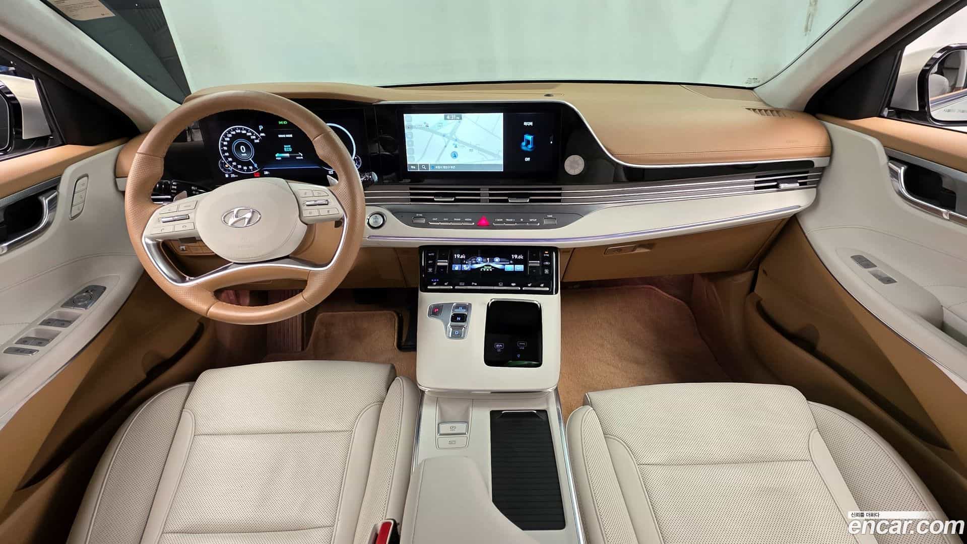 Grandeur Hyundai 2020.1-INNER-007