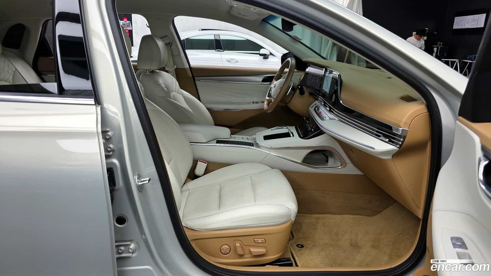 Grandeur Hyundai 2020.1-OPTION-015
