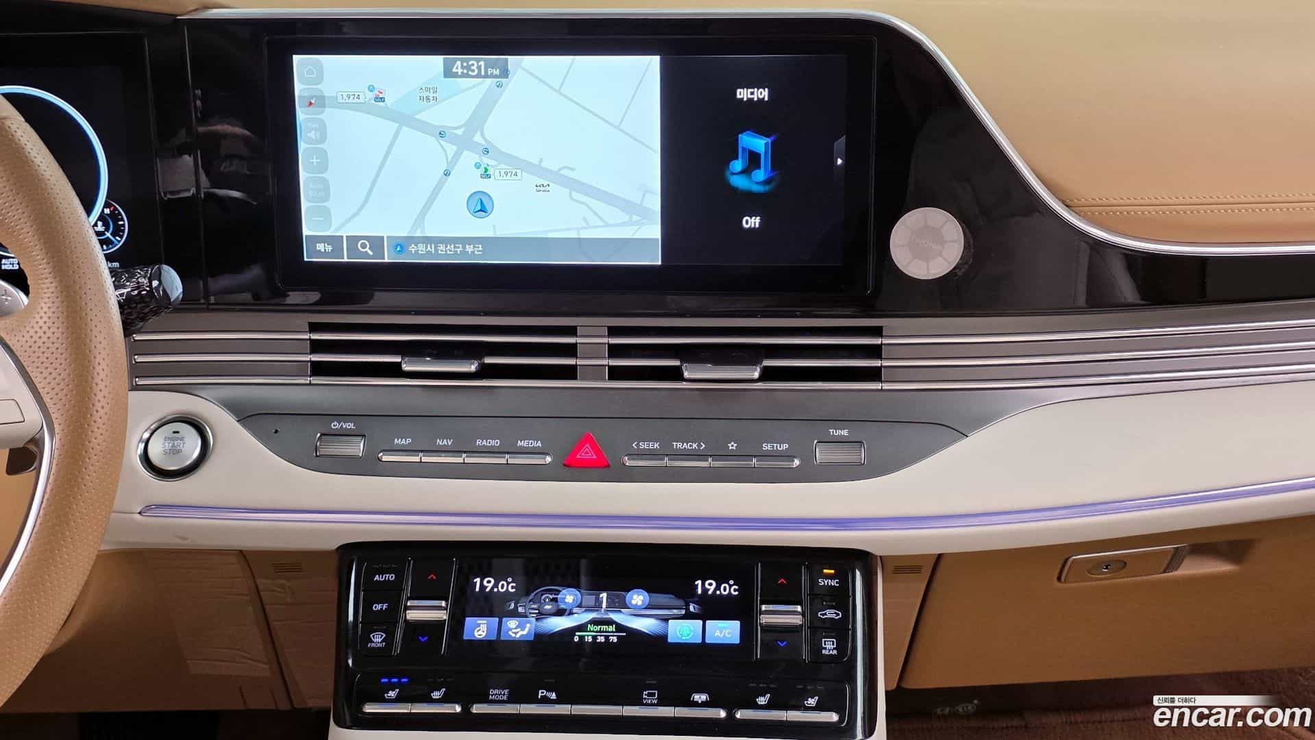 Grandeur Hyundai 2020.1-OPTION-018