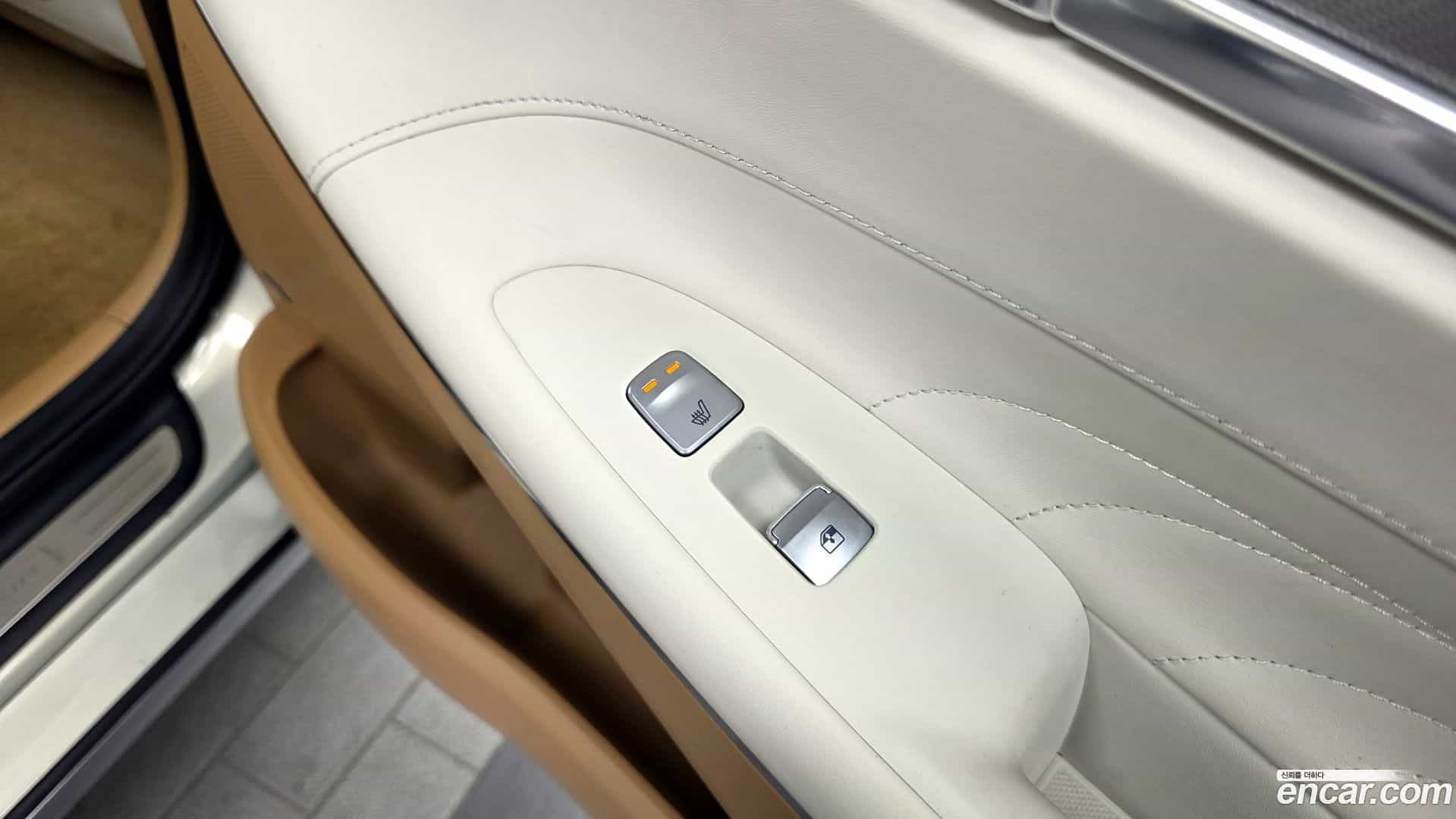 Grandeur Hyundai 2020.1-OPTION-022