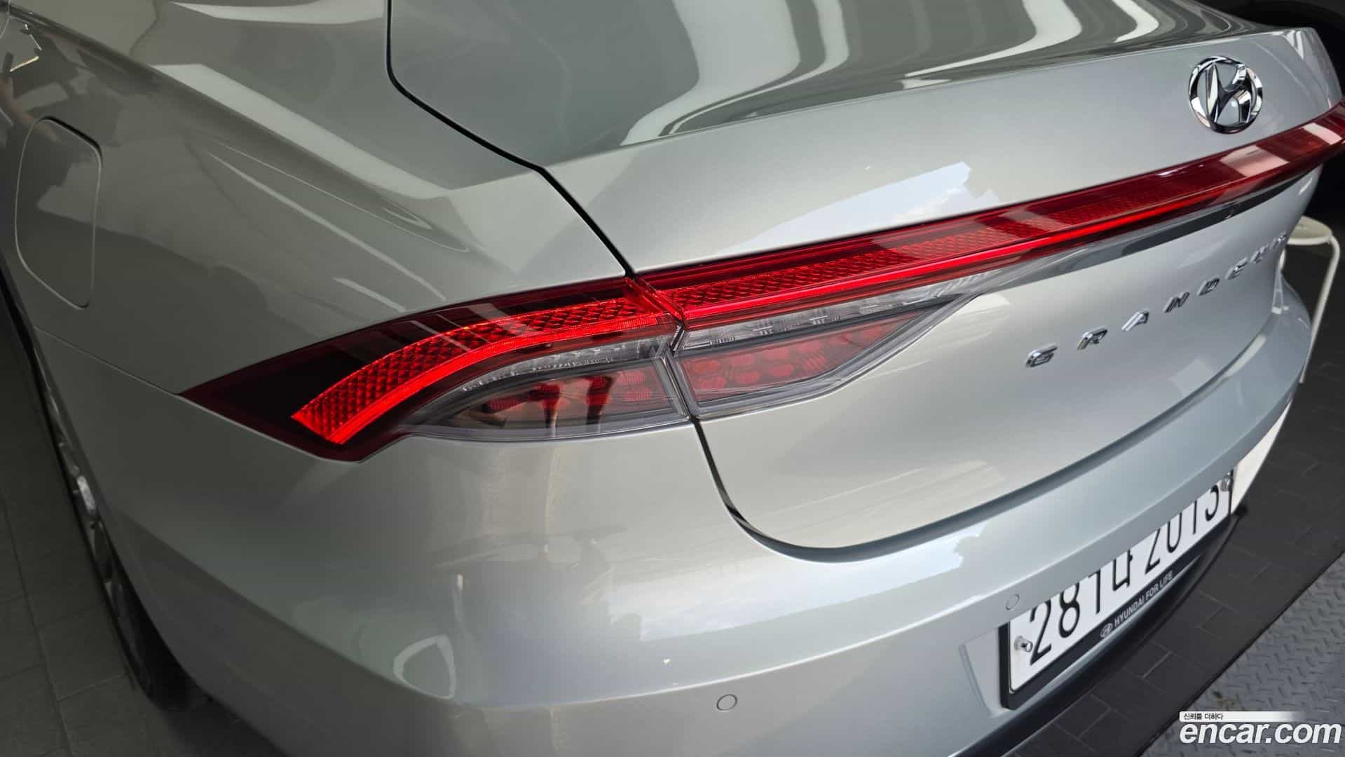 Grandeur Hyundai 2020.1-OUTER-033