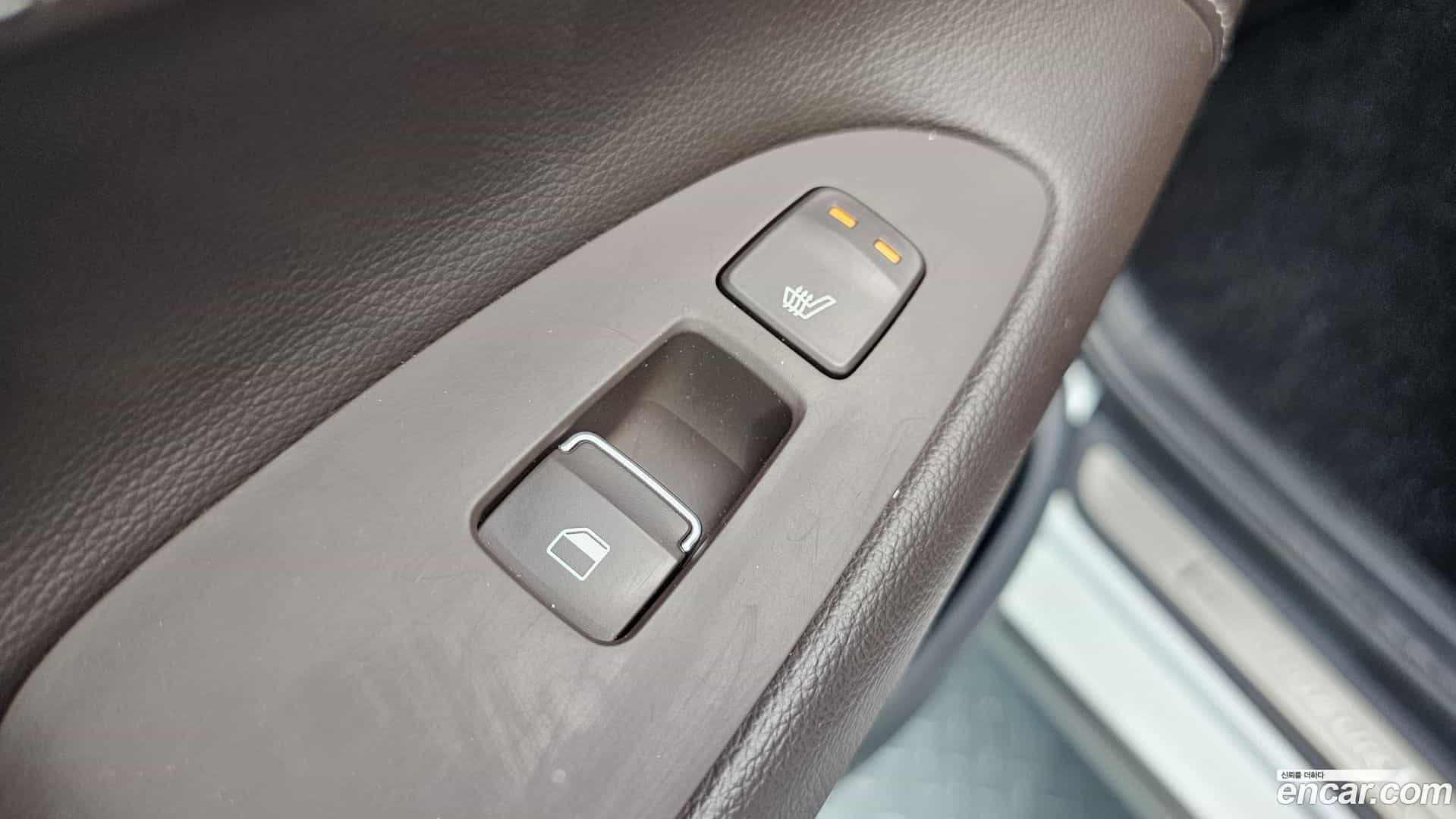 Grandeur Hyundai 2017.0-OPTION-022