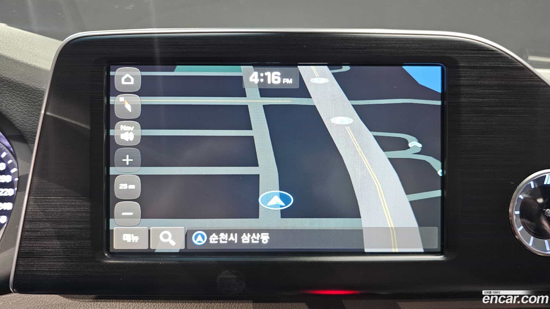 Grandeur Hyundai 2017.0-OPTION-046