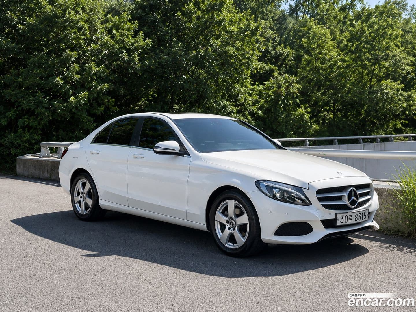 Main__Slider__Photo:C-Class Mercedes-Benz 2018.1-0