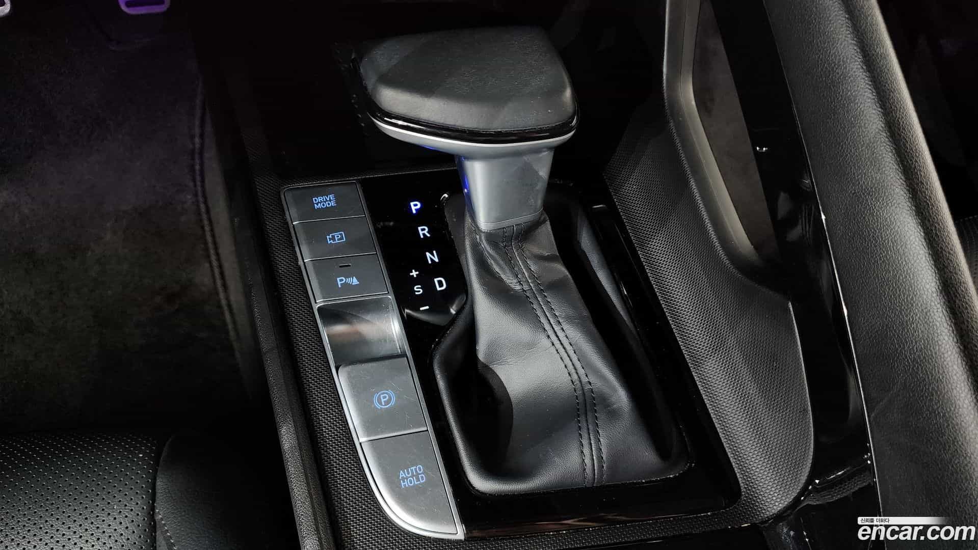 AVANTE Hyundai 2021.4-INNER-009