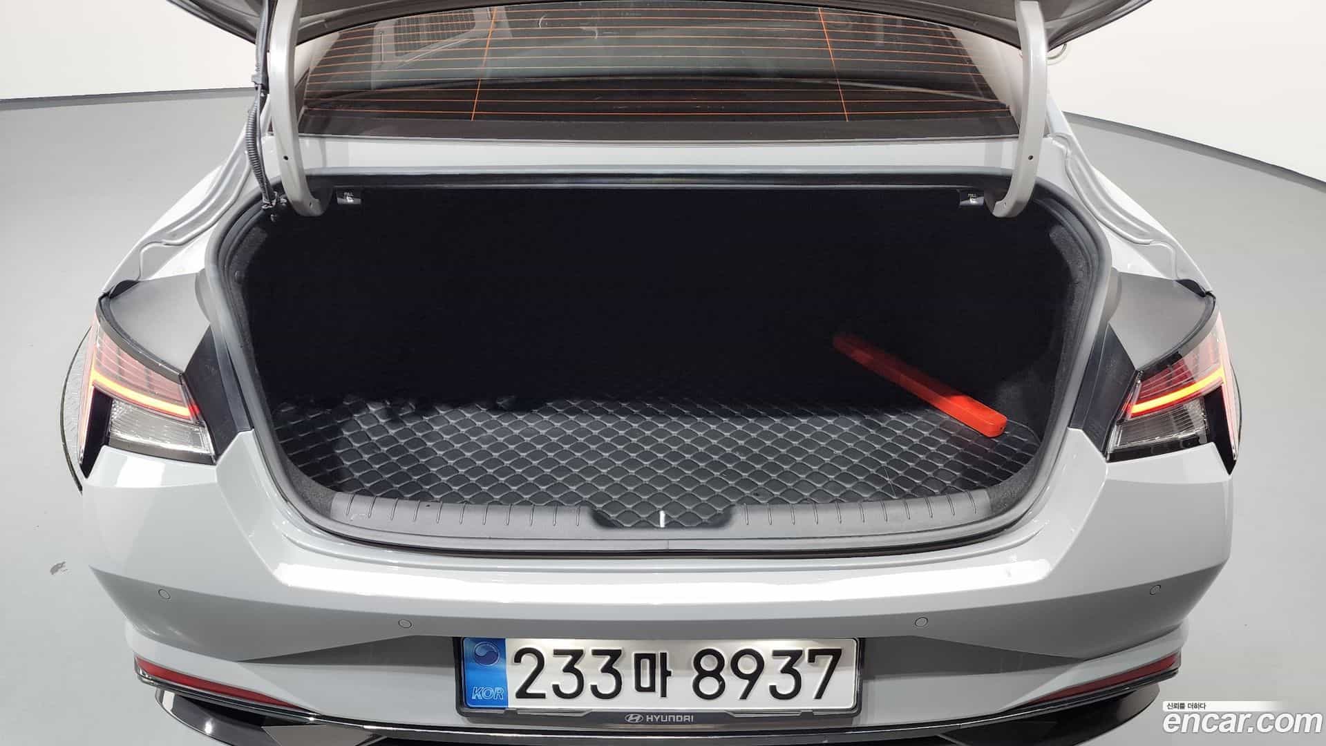 AVANTE Hyundai 2021.4-OPTION-024