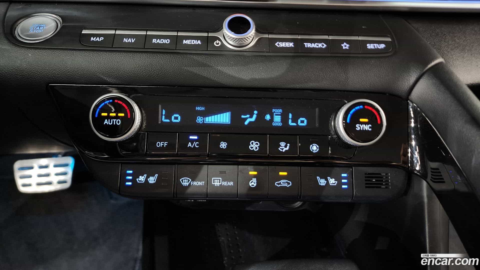 AVANTE Hyundai 2021.4-OPTION-043