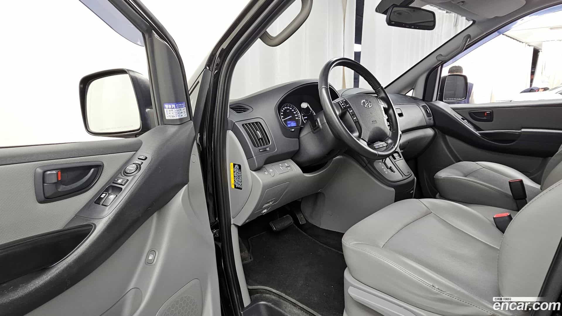 Starex Hyundai 2019.3-INNER-010