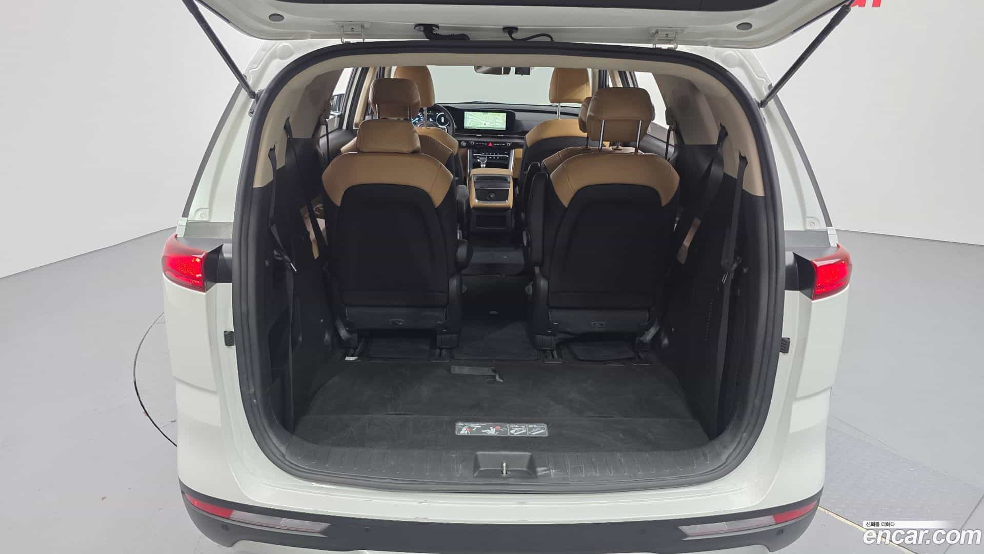 Canival Kia 2023.3-OPTION-024