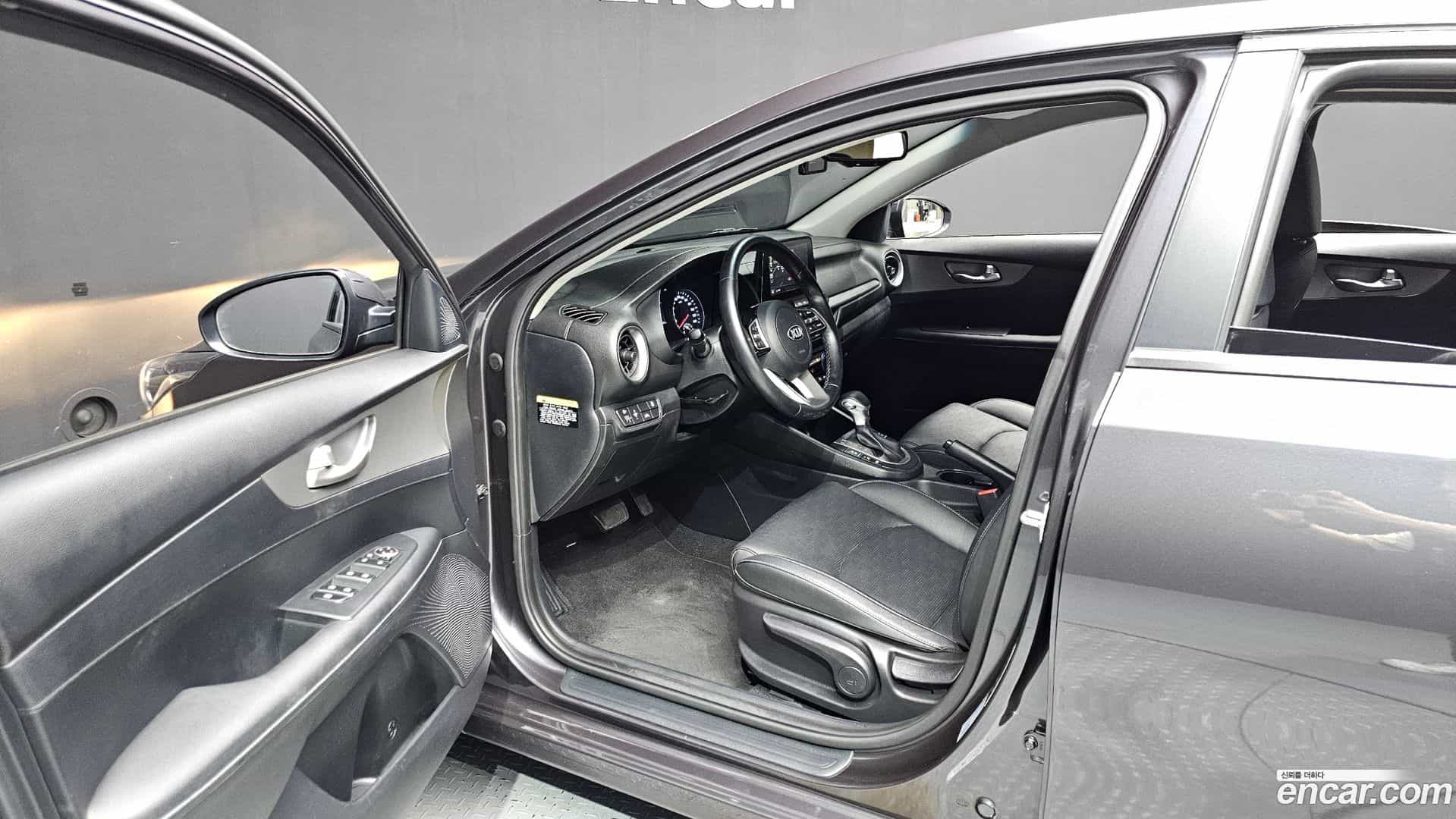 K3 Kia 2019.10-INNER-010