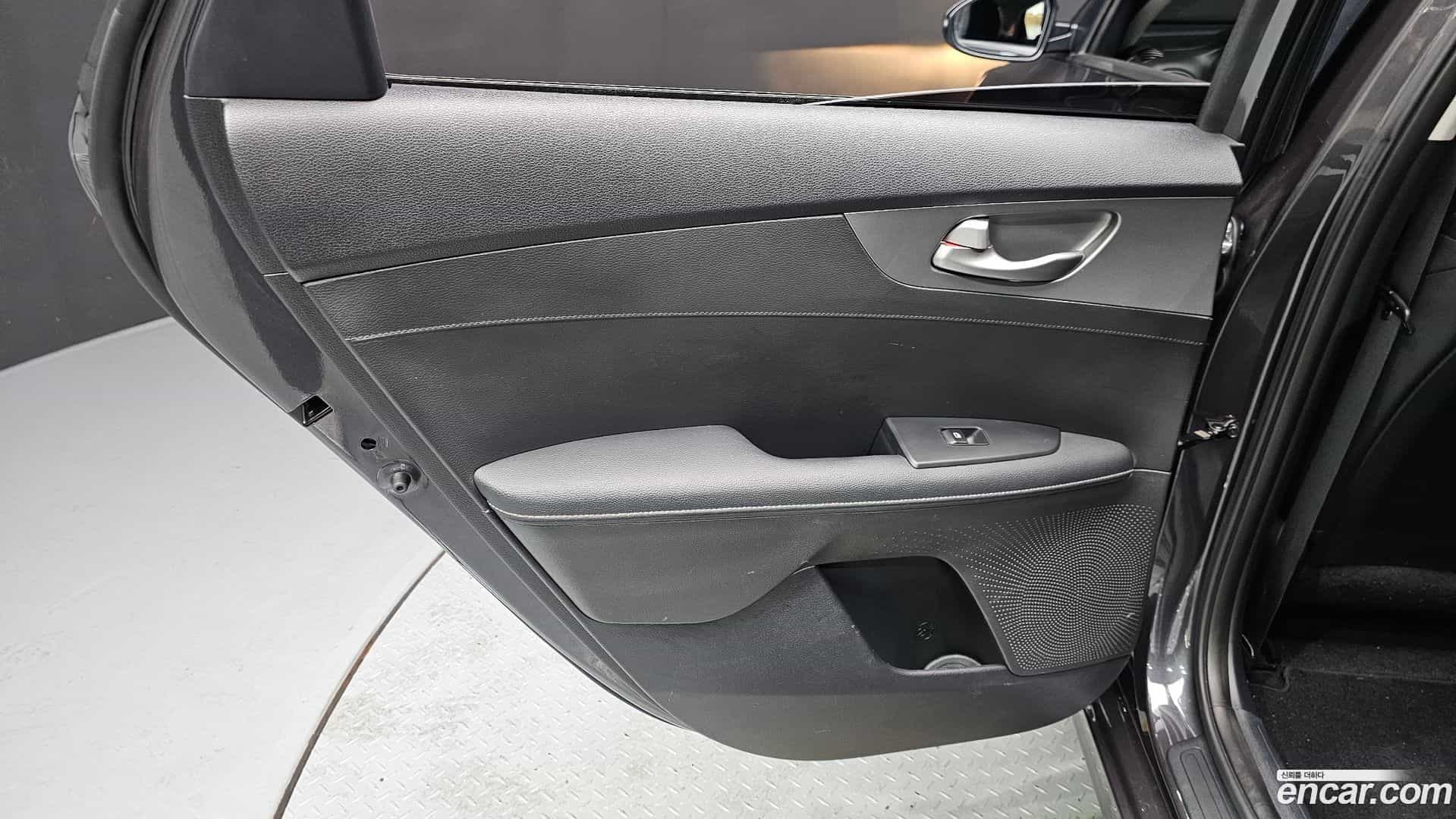 K3 Kia 2019.10-INNER-035