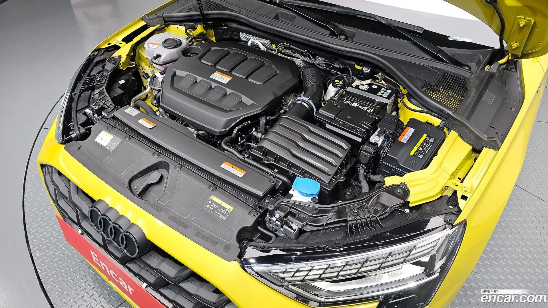 A3 Audi 2025.10-OUTER-006