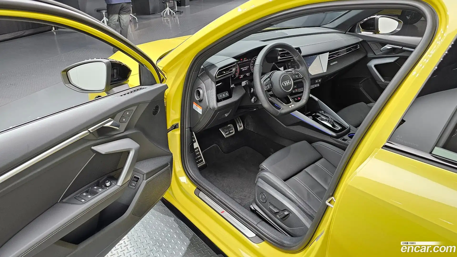 A3 Audi 2025.10-INNER-010