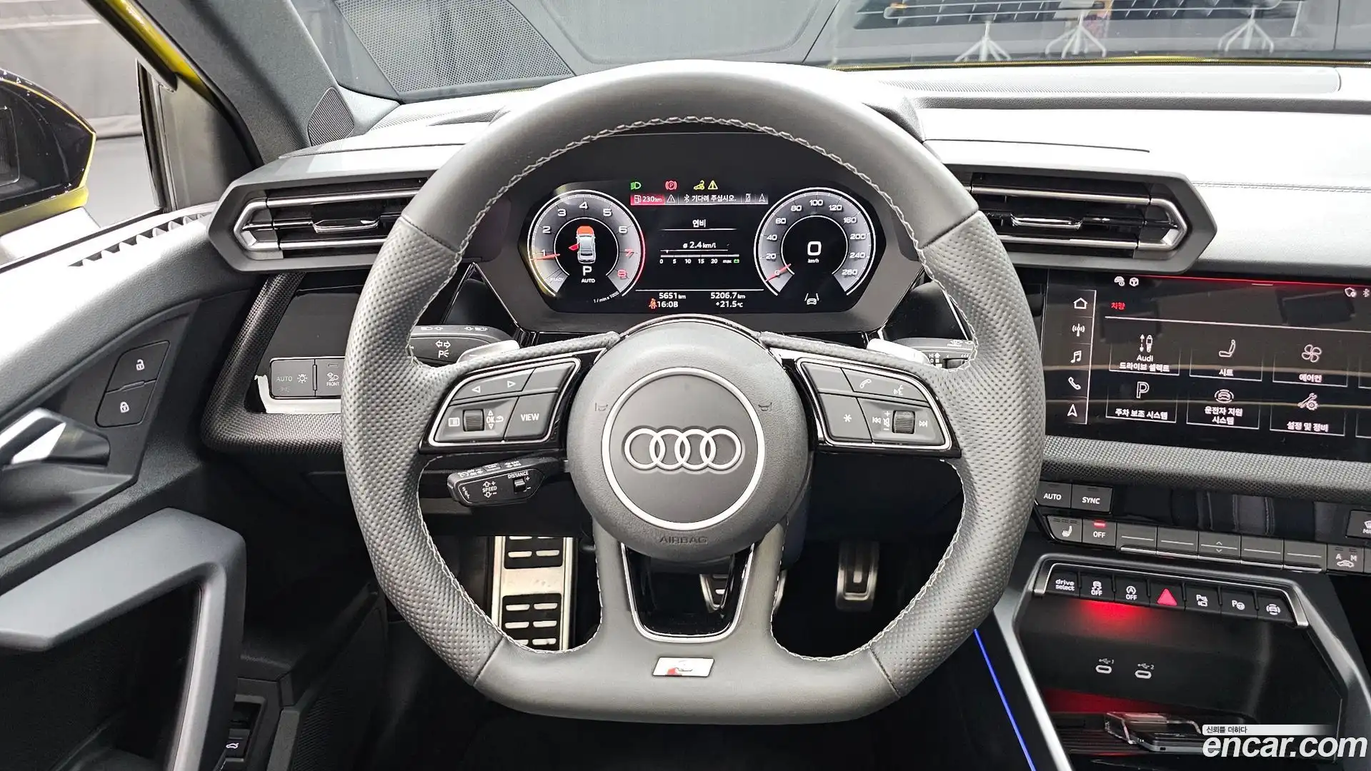 A3 Audi 2025.10-OPTION-017