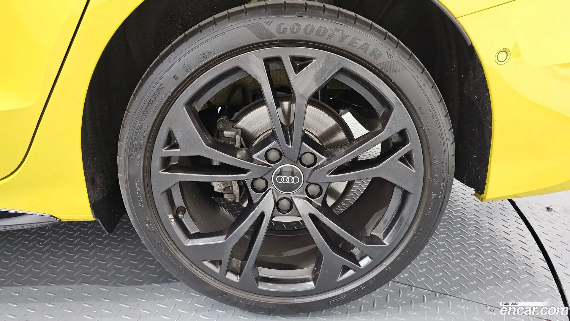 A3 Audi 2025.10-OUTER-031