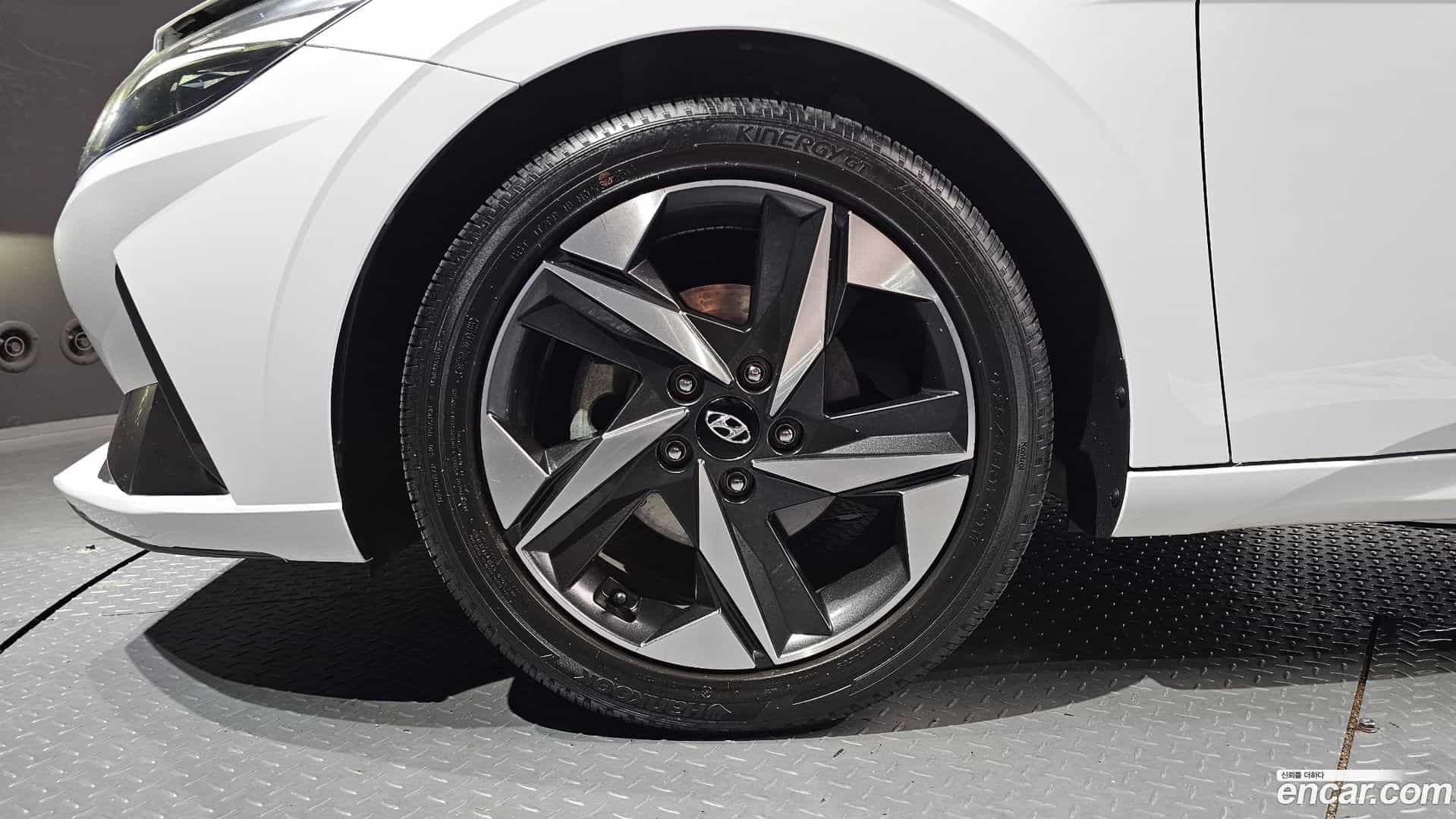 AVANTE Hyundai 2020.9-OUTER-005