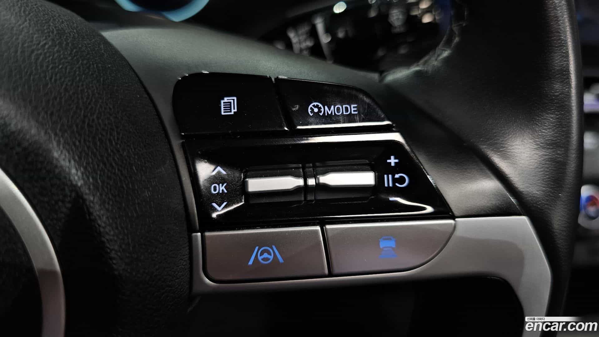 AVANTE Hyundai 2020.9-OPTION-021