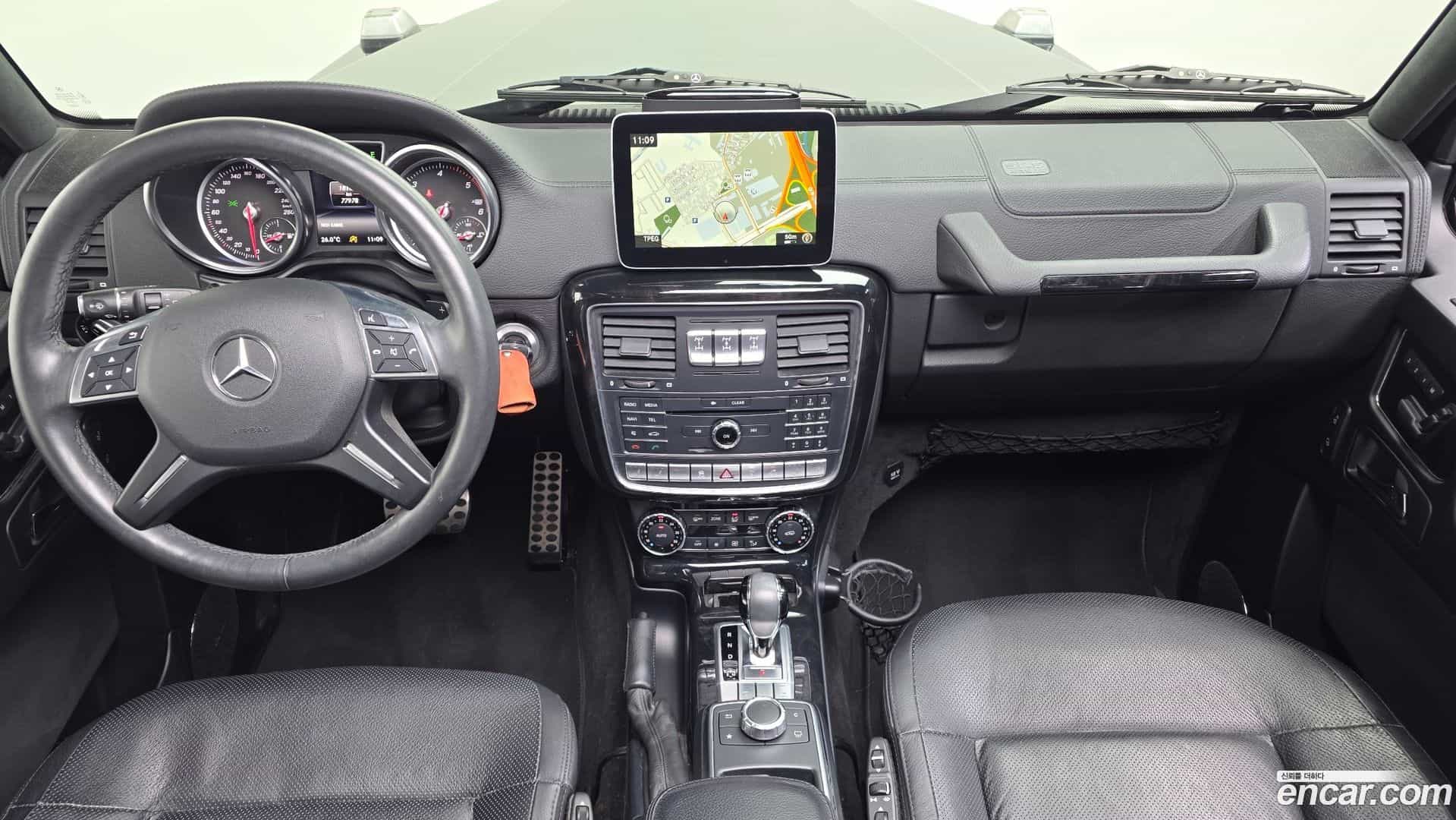 G-Class Mercedes-Benz 2017.5-INNER-007