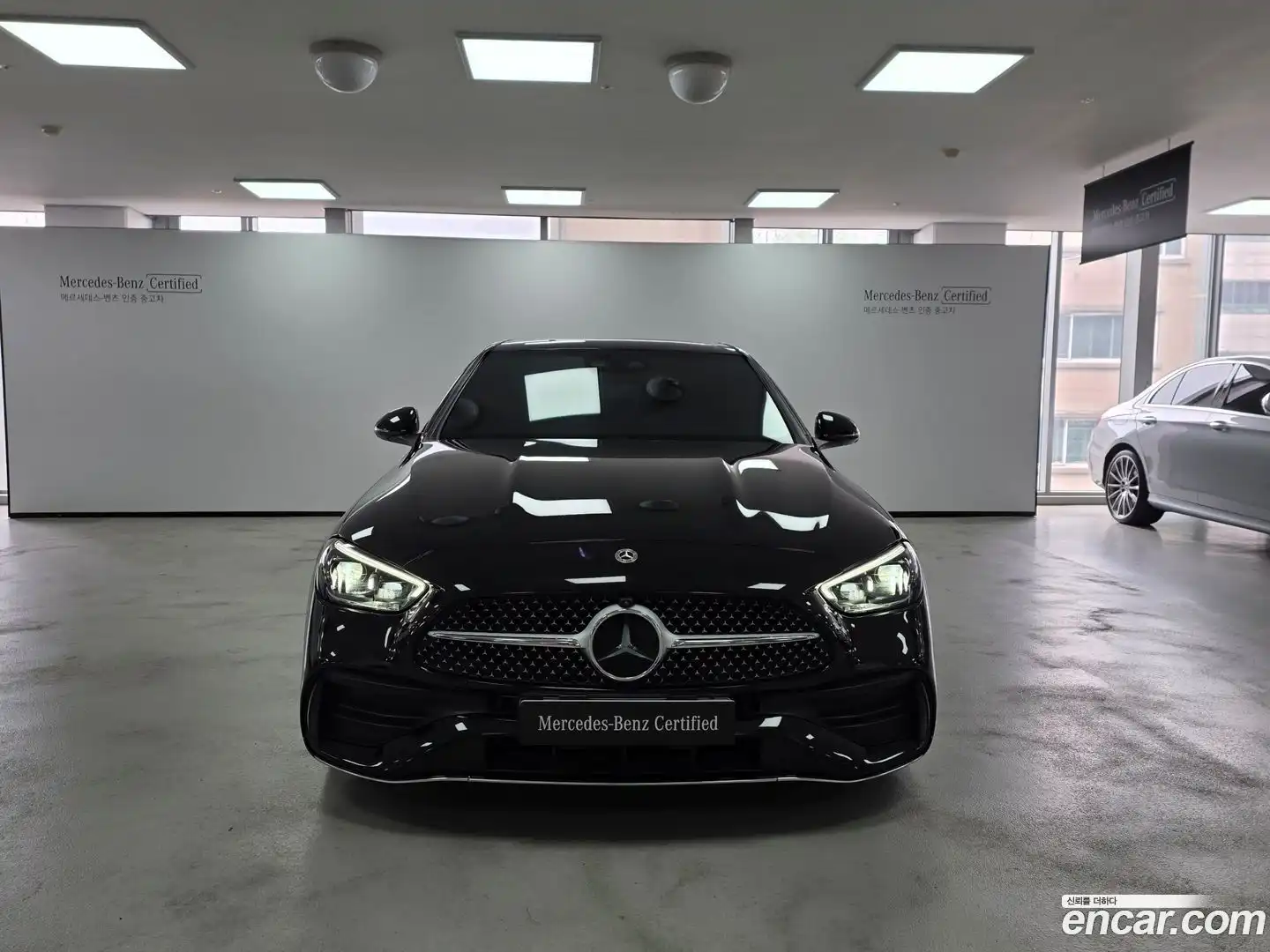 C-Class Mercedes-Benz 2023.0-OUTER-004
