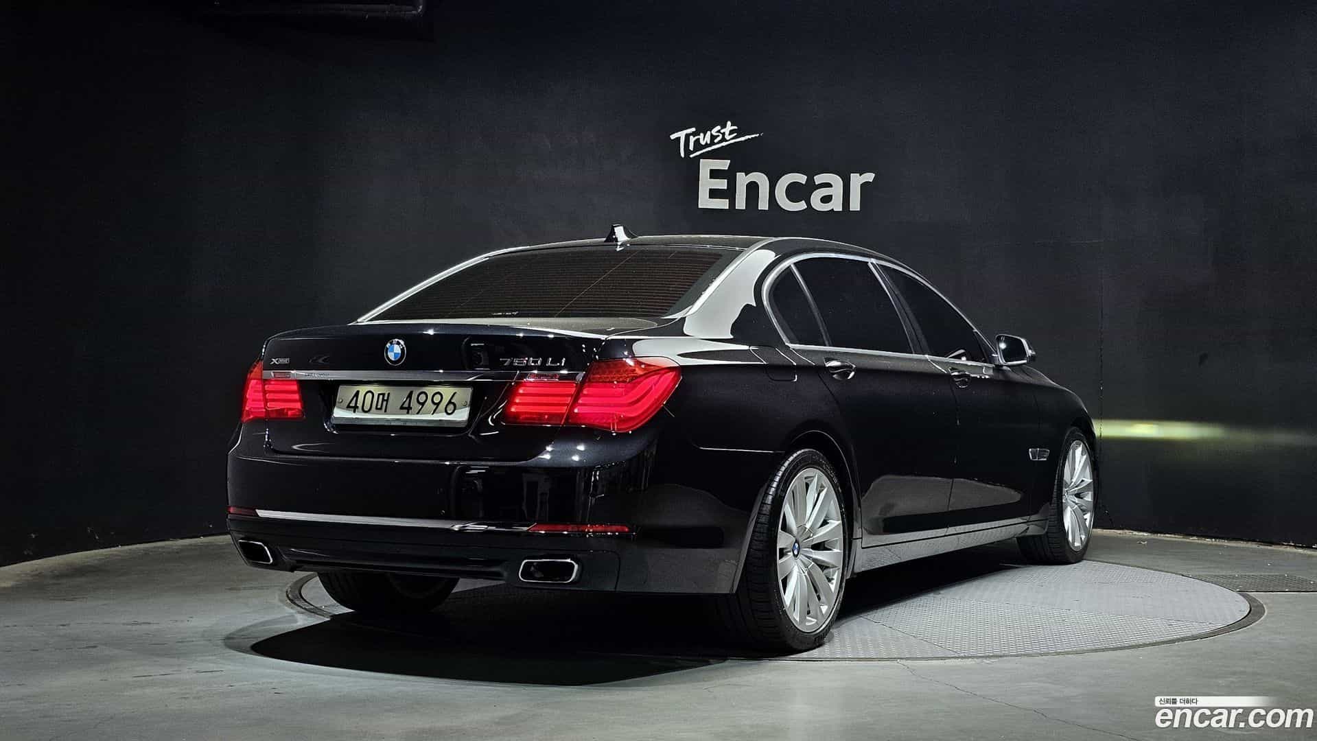7-Series BMW 2015.4-OUTER-002