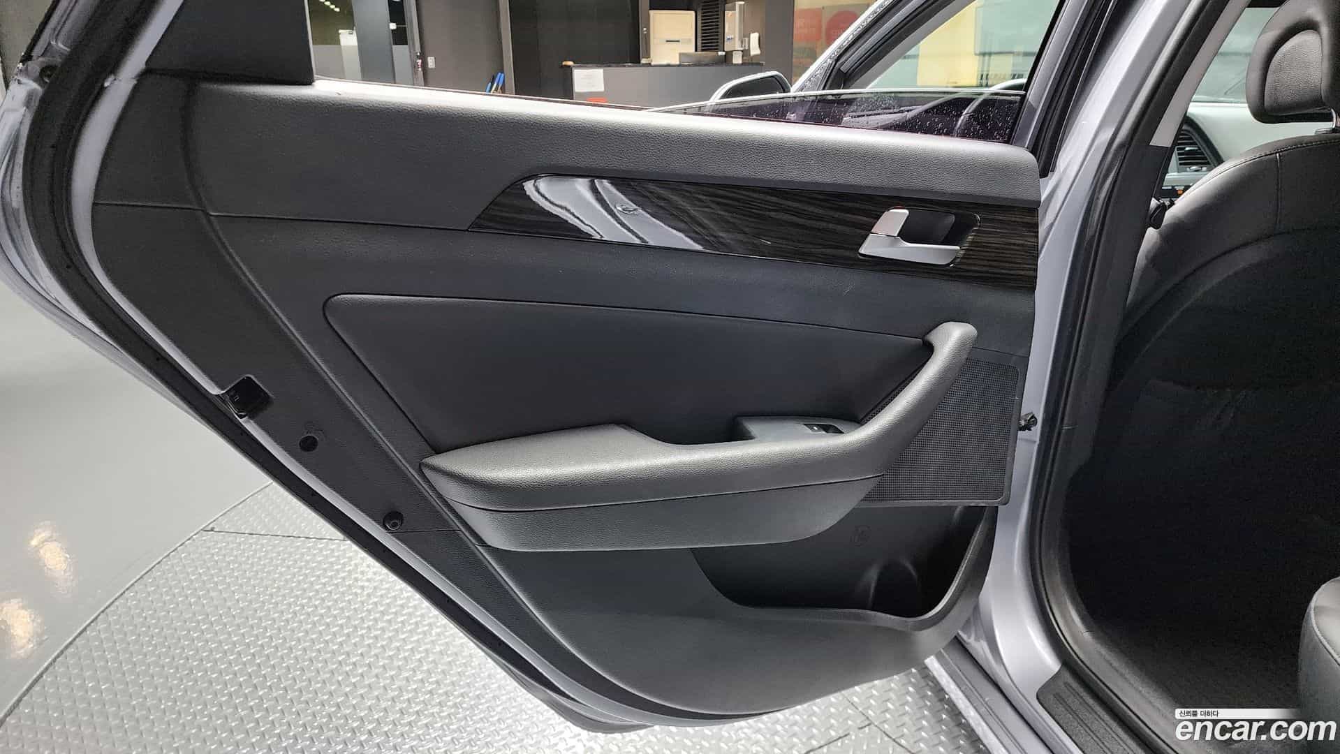Sonata Hyundai 2016.5-INNER-035
