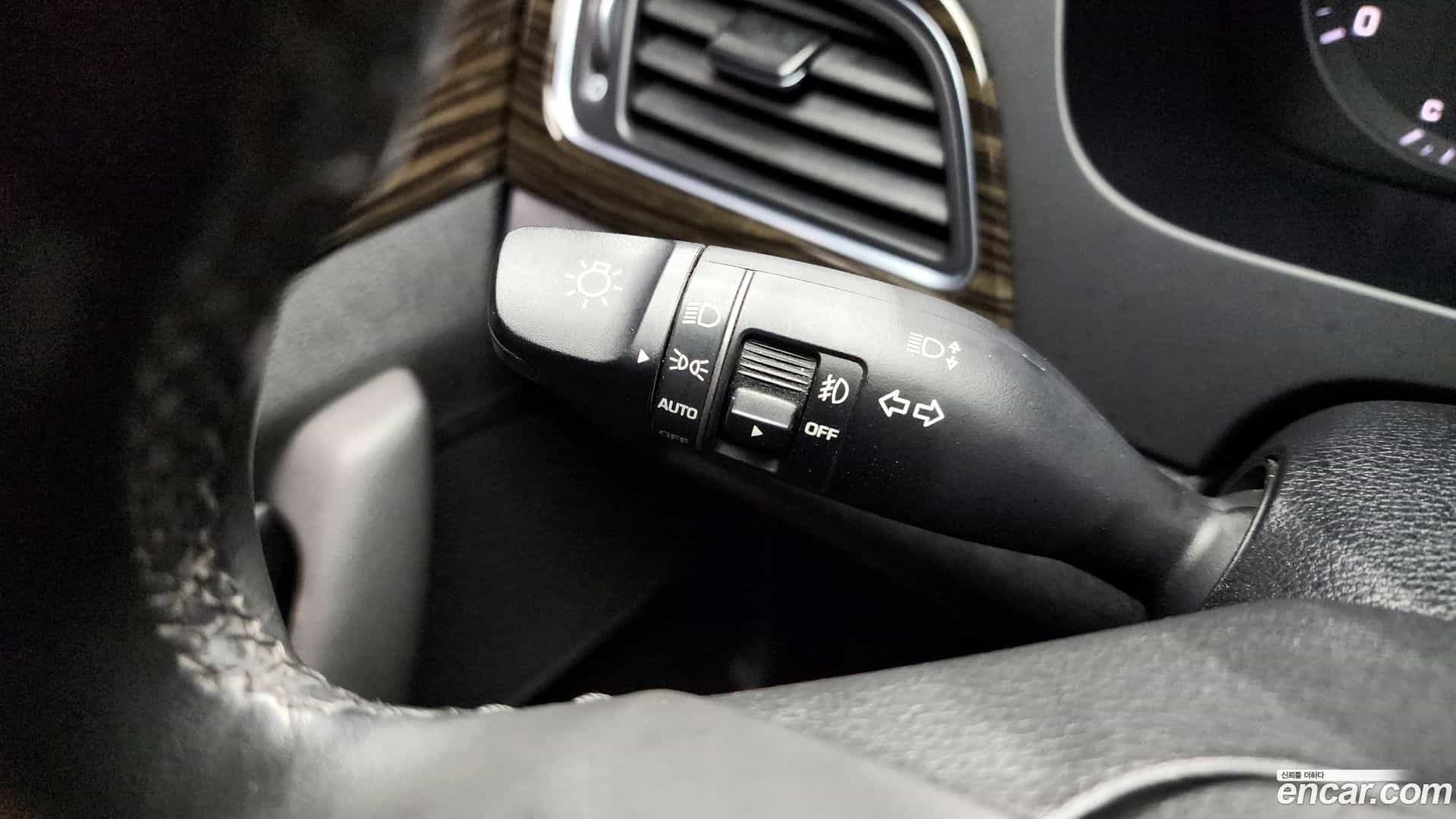 Sonata Hyundai 2016.5-OPTION-041