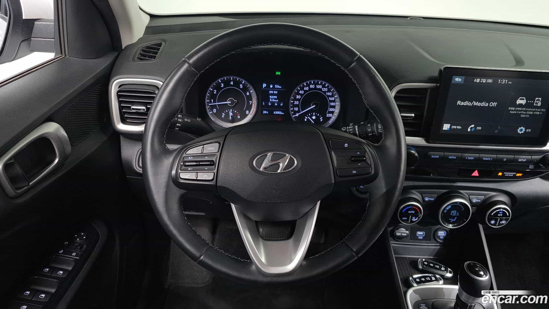 Venue Hyundai 2021.3-OPTION-017
