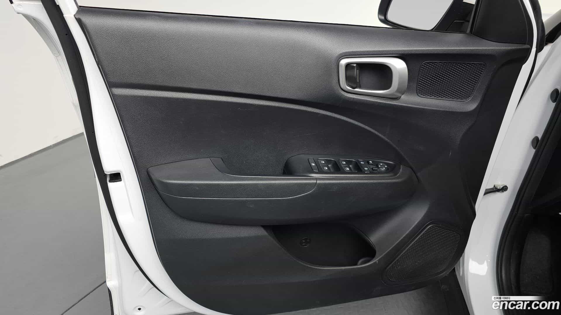Venue Hyundai 2021.3-INNER-034