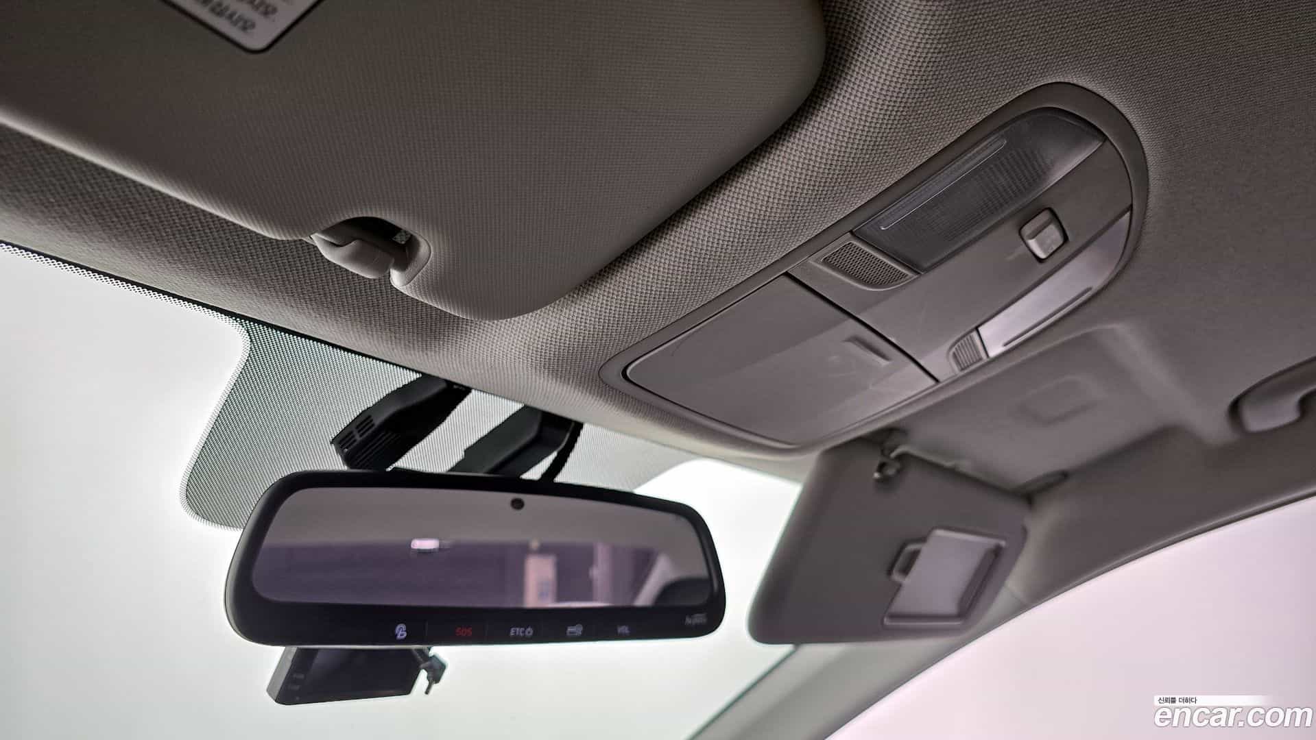 AVANTE Hyundai 2019.0-OPTION-023