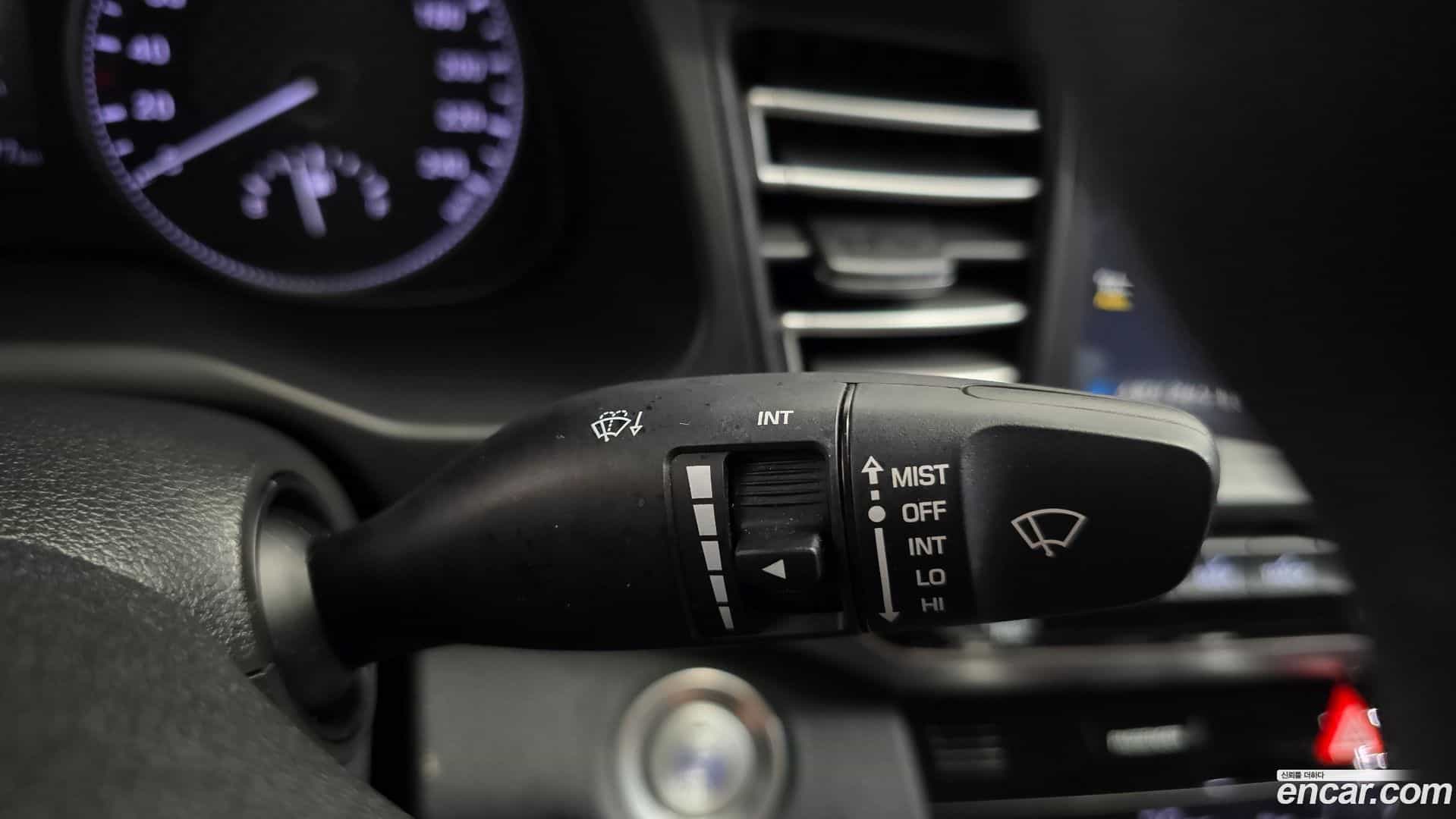 AVANTE Hyundai 2019.0-OPTION-040