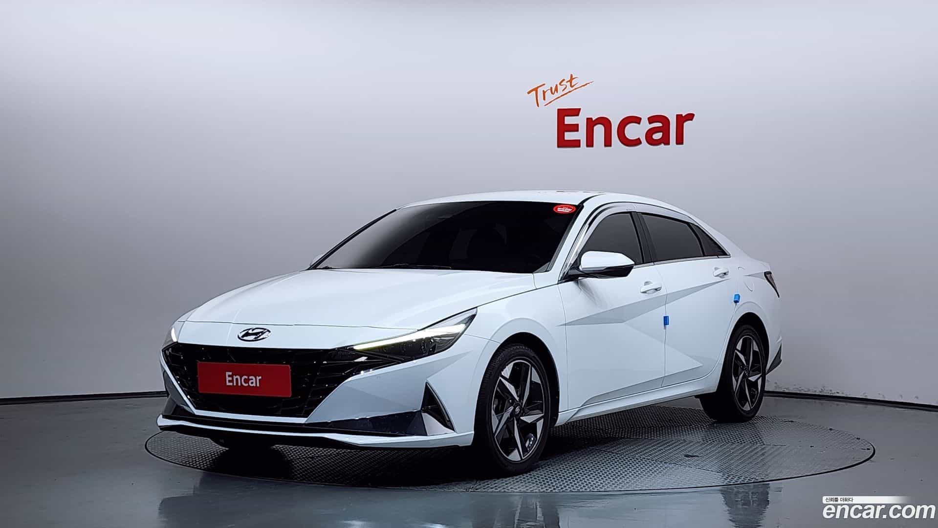AVANTE Hyundai 2020.10-OUTER-001
