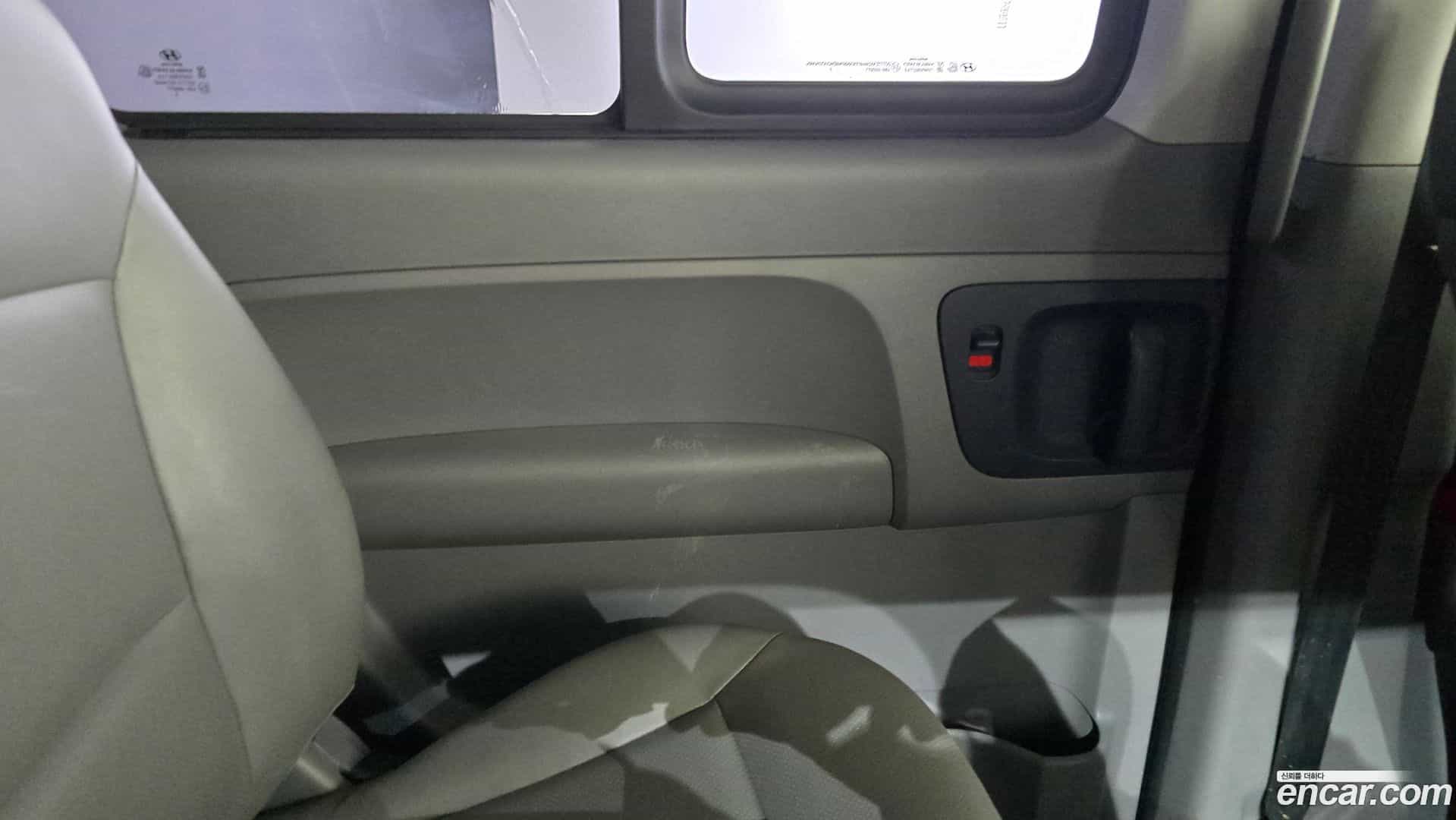 Starex Hyundai 2015.6-INNER-035