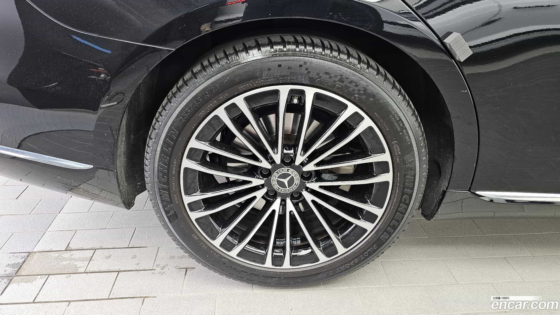 S-Class Mercedes-Benz 2021.6-OUTER-005