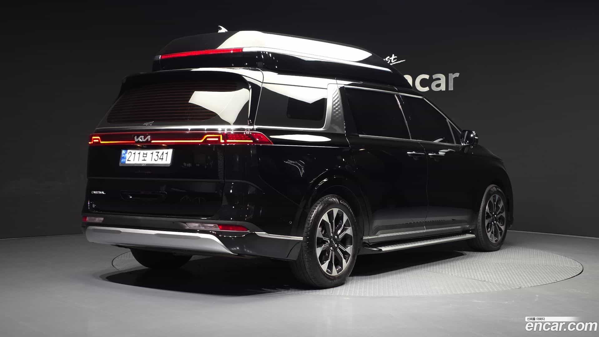 Canival Kia 2023.2-OUTER-002