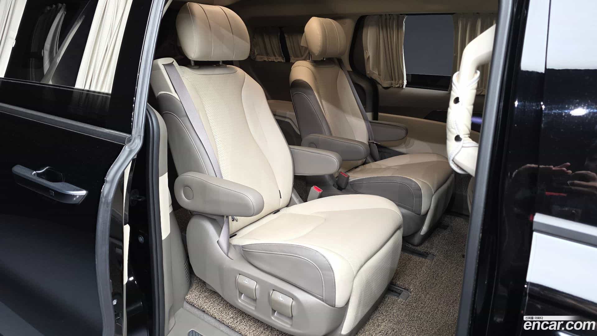 Canival Kia 2023.2-OPTION-016