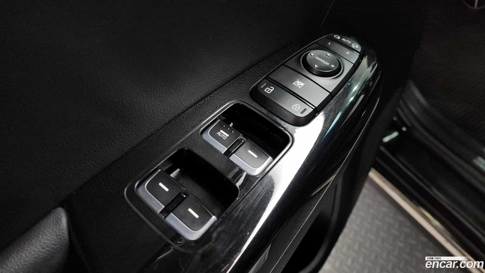 Sportage Kia 2018.9-OPTION-043